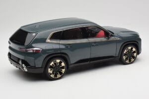 BMW XM G09 Isle of Man Green Minichamps 1:18 110023300 Metalas - nuotrauka 3 iš 8