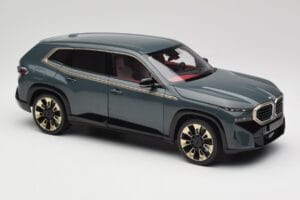 BMW XM G09 Isle of Man Green Minichamps 1:18 110023300 Metalas - nuotrauka 6 iš 8