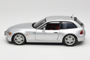 BMW Z3 E36/8 Coupe 2.8 Sidabrinis UT Models 1:18 20421-R1 Metalas - nuotrauka 4 iš 8