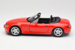 BMW Z3 E36/7 Kabrioletas Raudonas UT Models 1:18 180024330 Metalas - nuotrauka 4 iš 8
