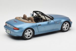 BMW Z3 E36/7 James Bond Goldeneye Mėlyna Metallic UT Models 1:18 180024336 Metalas - nuotrauka 3 iš 8