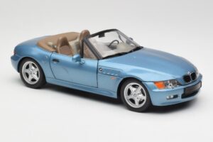 BMW Z3 E36/7 James Bond Goldeneye Mėlyna Metallic UT Models 1:18 180024336 Metalas - nuotrauka 6 iš 8