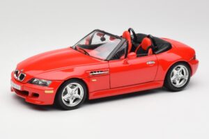 BMW Z3 E36/7 Roadsteris Raudonas Bburago 1:18 3349 Metalas