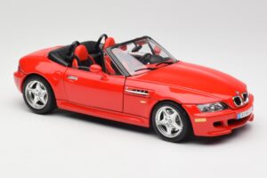 BMW Z3 E36/7 Roadsteris Raudonas Bburago 1:18 3349 Metalas - nuotrauka 6 iš 8