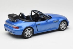 BMW Z3 M Roadster Su Bagažo Lentyna Mėlynas Metalinis UT Models 1:18 20416 Metalas - nuotrauka 3 iš 8