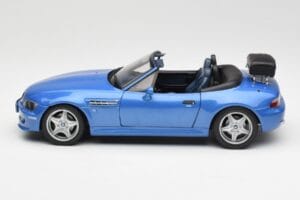 BMW Z3 M Roadster Su Bagažo Lentyna Mėlynas Metalinis UT Models 1:18 20416 Metalas - nuotrauka 4 iš 8