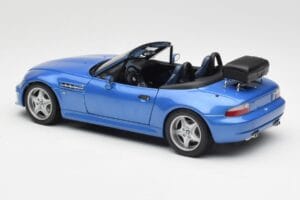 BMW Z3 M Roadster Su Bagažo Lentyna Mėlynas Metalinis UT Models 1:18 20416 Metalas - nuotrauka 7 iš 8