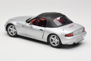 BMW Z3 Roadster 1.8 Sidabrinis UT Models 1:18 20404 Metalas - nuotrauka 7 iš 8