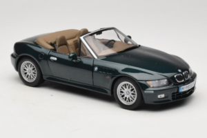 BMW Z3 Roadster 2.8 Tamsiai Žalias Prekybos Atstovų Leidimas UT Models 1:18 80439411713 Metalas - nuotrauka 6 iš 8