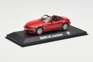 BMW Z3 Roadster 2.8 Raudonas Minichamps 1:43 BMW004 Metalas - nuotrauka 2 iš 4