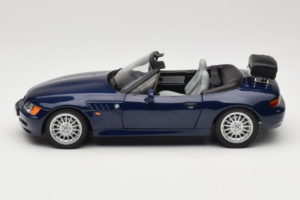 BMW Z3 Roadster Mėlynas Prekybos Atstovų Leidimas UT Models 1:18 80439422186 Metalas - nuotrauka 4 iš 8
