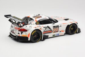 BMW Z4 E89 GT3 #888 Triple Eight Racing L. Mowle / J. Ratcliffe 24 Hours of Spa 2015 Minichamps 1:18 151152388 Metalas - nuotrauka 2 iš 6