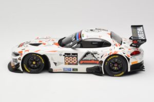 BMW Z4 E89 GT3 #888 Triple Eight Racing L. Mowle / J. Ratcliffe 24 Hours of Spa 2015 Minichamps 1:18 151152388 Metalas - nuotrauka 3 iš 6