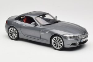 BMW Z4 E89 sDrive 35i Space Grey Metallic Kyosho 1:18 80432147085 Metalas - nuotrauka 6 iš 8