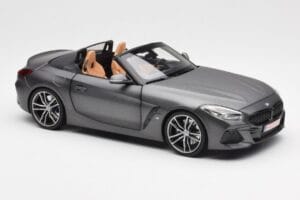 BMW Z4 G29 Pilkas Metallic Norev 1:18 183270 Metalas - nuotrauka 6 iš 8