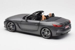 BMW Z4 G29 Pilkas Metallic Norev 1:18 183270 Metalas - nuotrauka 7 iš 8