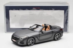 BMW Z4 G29 Pilkas Metallic Norev 1:18 183270 Metalas - nuotrauka 8 iš 8
