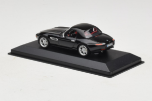 BMW Z8 Juodas Hardtop Minichamps 1:43 BMW018 Metalas - nuotrauka 3 iš 4