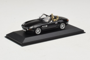 BMW Z8 Kabrioletas Juodas Minichamps 1:43 80420026607-R1 Metalas - nuotrauka 2 iš 4