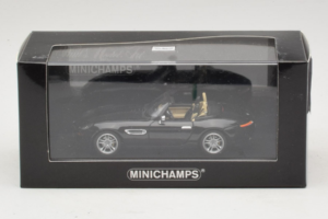BMW Z8 Kabrioletas Juodas Minichamps 1:43 80420026607-R1 Metalas - nuotrauka 4 iš 4