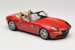 BMW Z8 Raudonas Minichamps 1:18 155024230 Metalas - nuotrauka 4 iš 6