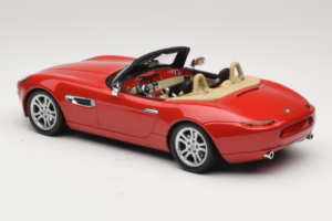 BMW Z8 Raudonas Minichamps 1:18 155024230 Metalas - nuotrauka 5 iš 6