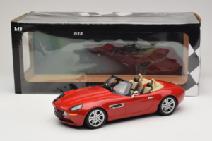 BMW Z8 Raudonas Minichamps 1:18 155024230 Metalas - nuotrauka 6 iš 6