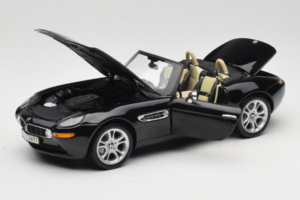 BMW Z8 Juodas Kyosho 1:18 80439411729 Metalas - nuotrauka 2 iš 9