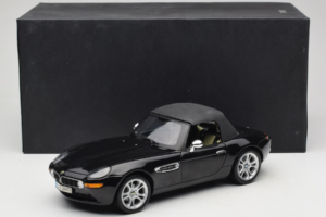 BMW Z8 Juodas Kyosho 1:18 80439411729 Metalas - nuotrauka 8 iš 9