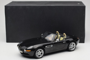 BMW Z8 Juodas Kyosho 1:18 80439411729 Metalas - nuotrauka 9 iš 9