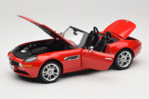 BMW Z8 Raudonas Kyosho 1:18 80439411730 Metalas - nuotrauka 2 iš 9