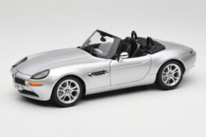 BMW Z8 E52 Kabrioletas Sidabrinis Kyosho 1:18 80432411551 Metalas