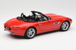 BMW Z8 E52 Raudonas AUTOart 1:18 70513 Metalas - nuotrauka 3 iš 8