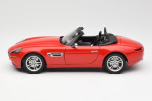 BMW Z8 E52 Raudonas AUTOart 1:18 70513 Metalas - nuotrauka 4 iš 8