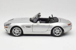 BMW Z8 E52 Titanium Silver Maisto 1:18 536896 Metalas - nuotrauka 4 iš 8