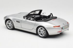 BMW Z8 E52 Titanium Silver Maisto 1:18 536896 Metalas - nuotrauka 7 iš 8