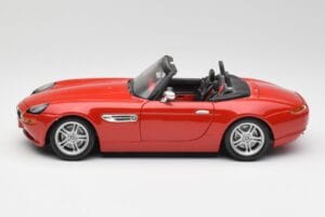 BMW Z8 E52 Raudonas Metalinis Bburago 1:18 18-12032 Metalas - nuotrauka 4 iš 8