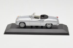Borgward Isabella Kabrioletas Sidabrinis Minichamps 1:43 400096030 Metalas