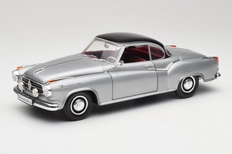 Borgward Isabella Coupe Pilkas & Juodas Revell 1:18 8989 Metalas