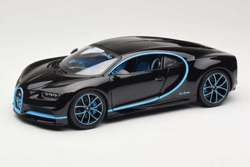 Bugatti Chiron Juodas & Mėlynas Bburago 1:18 18-11040BK Metalas