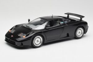 Bugatti EB110 Juodas Bburago 1:18 3055 Metalas
