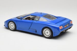 Bugatti EB110 Tamsiai Mėlynas Bburago 1:18 3035-DB Metalas - nuotrauka 7 iš 8