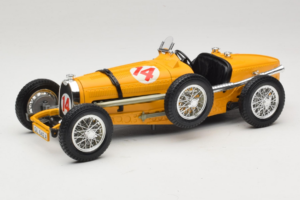 Bugatti Type 59 #14 Grand Prix Oranžinis Bburago 1:18 3012 Metalas