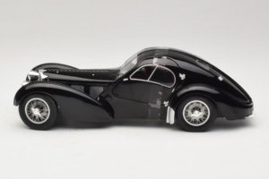 Bugatti Type 57 SC Atlantic Juodas Solido 1:18 S1802101 Metalas - nuotrauka 3 iš 6