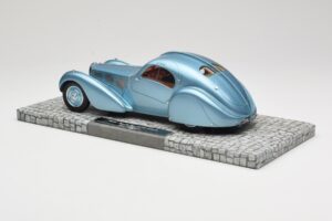 Bugatti Type 57SC Atlantic Mėlynas Minichamps 1:18 107110320 Metalas - nuotrauka 5 iš 6