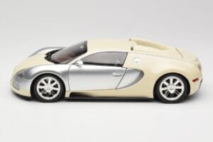 Bugatti Veyron Edition Centenaire Chrome Beige Minichamps 1:18 100110854 Metalas - nuotrauka 4 iš 8