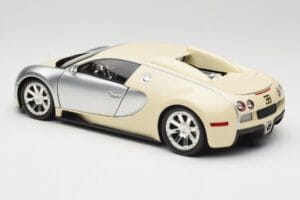 Bugatti Veyron Edition Centenaire Chrome Beige Minichamps 1:18 100110854 Metalas - nuotrauka 7 iš 8