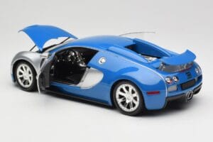 Bugatti Veyron Edition Centenaire Chrome Blue Minichamps 1:18 100110850 Metalas - nuotrauka 5 iš 8