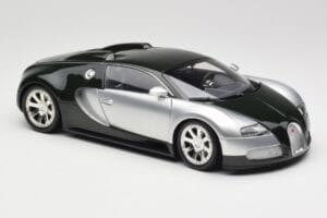 Bugatti Veyron Edition Centenaire Chrome Green Minichamps 1:18 100110852 Metalas - nuotrauka 6 iš 8