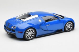 Bugatti Veyron Šviesiai Mėlyna Tamsiai Mėlyna Minichamps 1:18 100110821 Metalas - nuotrauka 3 iš 8